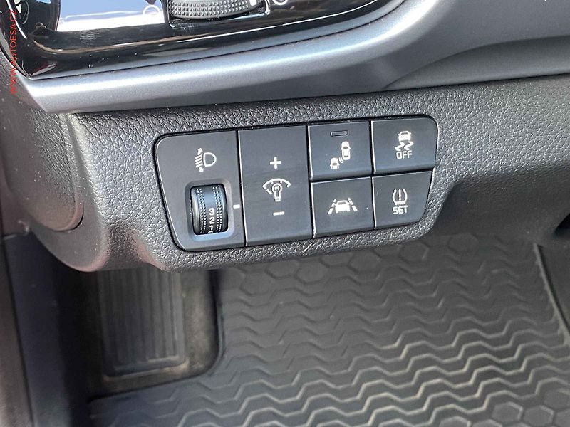 Kia Stonic (2020) 1.0 T-GDi, ČR, AT, TZ, navi - fotka 12 z 21