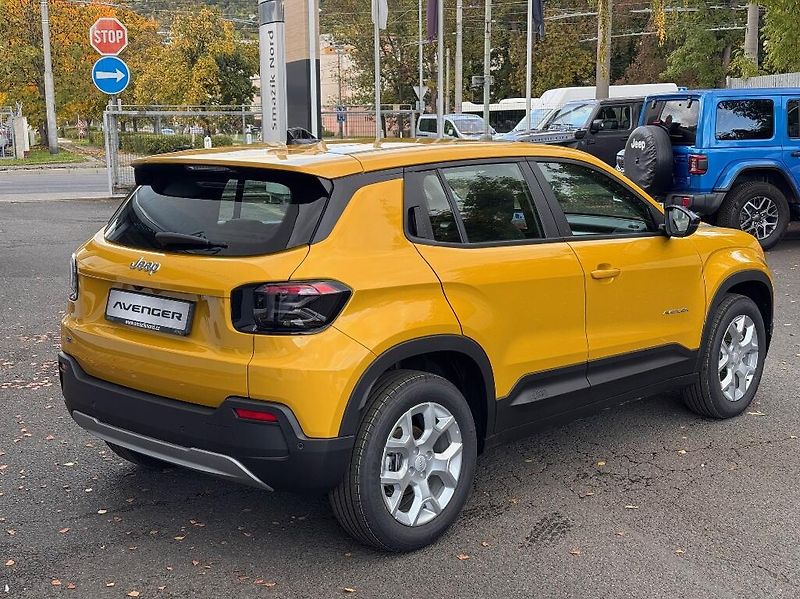 Jeep Avenger (2025) Electric 54 kWh ALTITUDE 156k - fotka 10 z 36