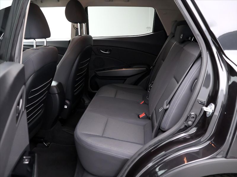 SsangYong Tivoli 1,5 T-GDI 120kW Automat - fotka 14 z 36