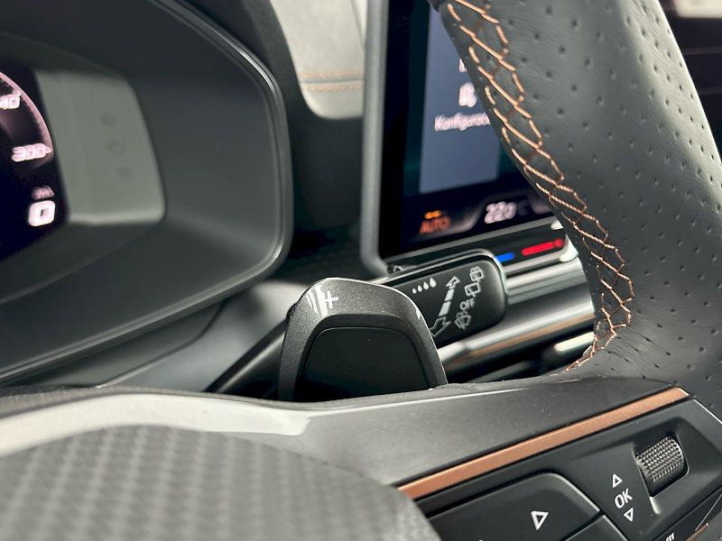 Cupra Leon (2026) ST 2.0 TSI 150kW 4x4 DSG - fotka 26 z 32