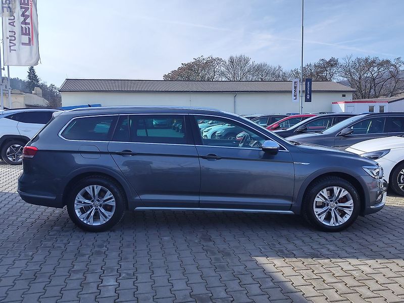 Volkswagen Passat 2.0 Bi-TDI/176kW Alltrack DSG - fotka 4 z 32