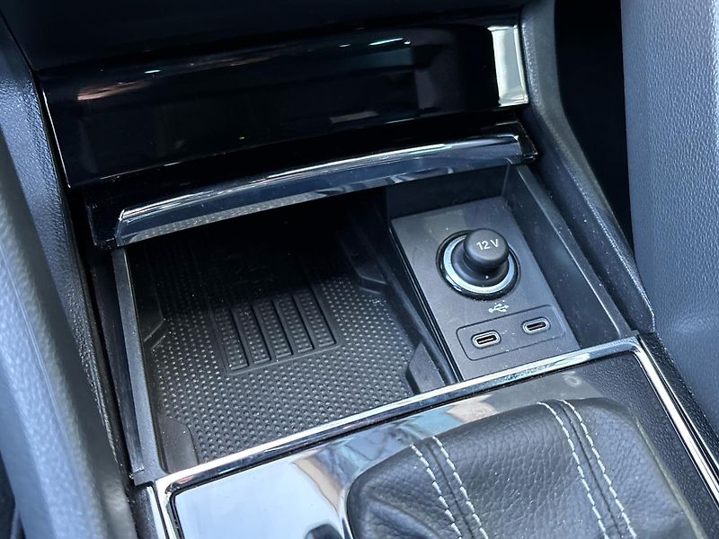 Škoda Karoq DSG Sportline - fotka 30 z 30