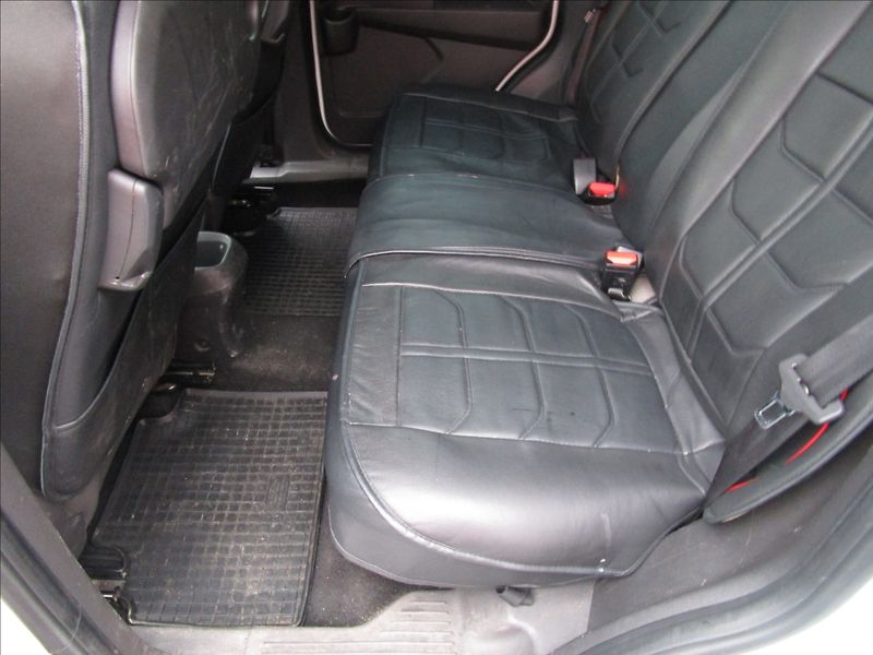 Ford Tourneo Courier 1.5TDCi Titanium, 2. maj. - fotka 28 z 40