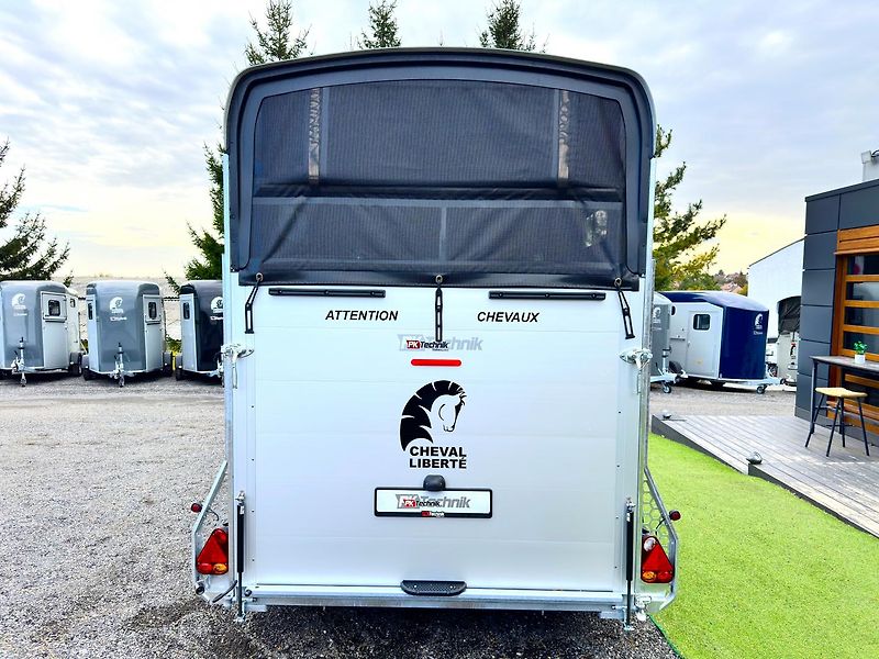 Cheval Liberté (2026) Touring XL, ZELENÝ - fotka 7 z 23