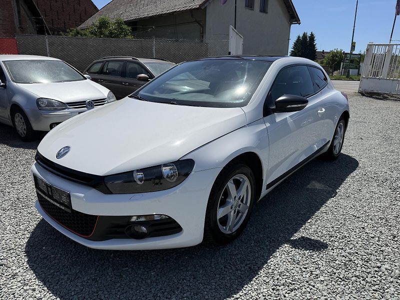 Volkswagen Scirocco 2.0 TDI DSG SPORT 125KW - fotka 3 z 13