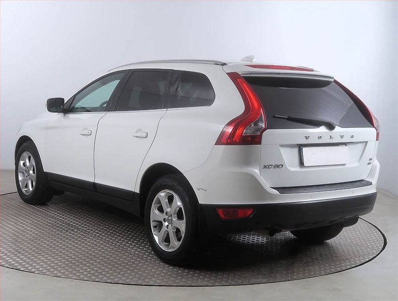 Volvo XC60 (2009) Kinetic D5, 4X4, Automat - fotka 4 z 15