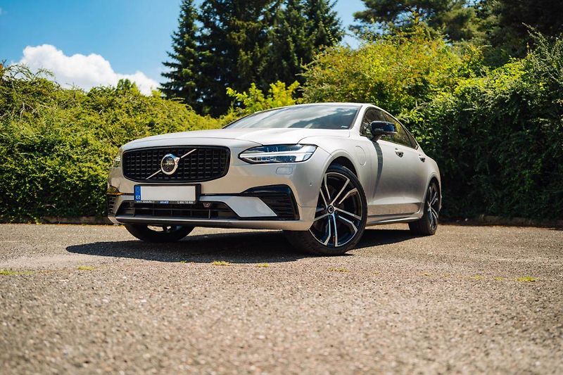 Volvo S90 (2024) T8 Recharge - fotka 5 z 32