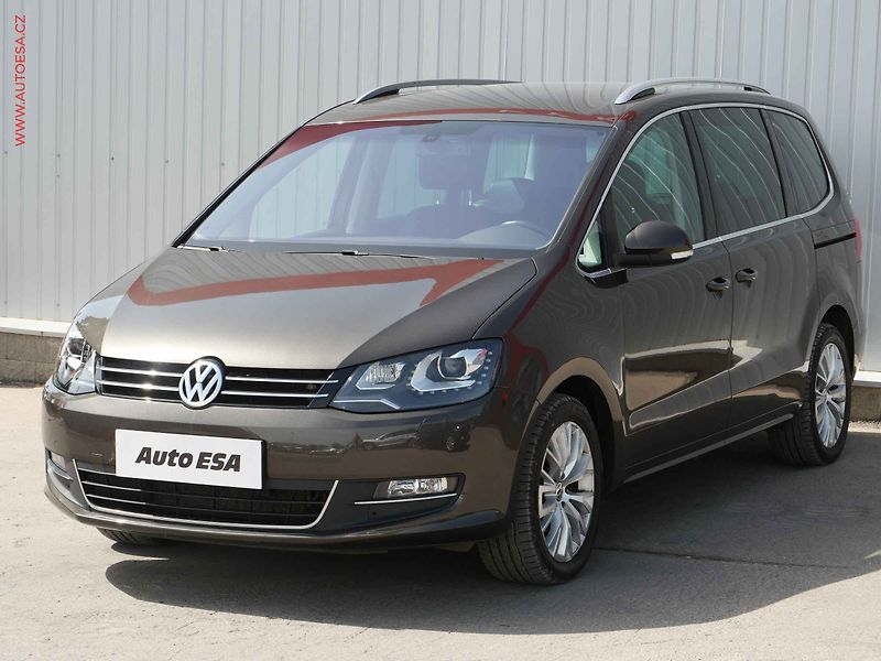 Volkswagen Sharan (2015) 2.0TDi, 2.maj,ČR, DSG, AC - fotka 3 z 25
