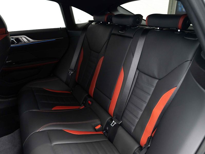BMW Řada 4 M440i xDrive Gran Coupé - fotka 15 z 20