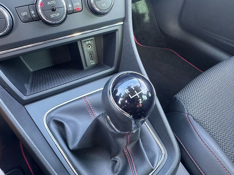 Seat Leon (2016) FR 1,4 TSI 110 KW 1. MAJITEL - fotka 30 z 50