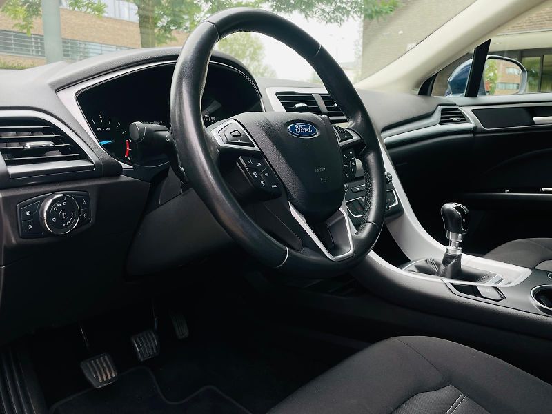 Ford Mondeo 2.0TDCi MANUÁL TAŽNÉ SERVISKA  - fotka 30 z 48