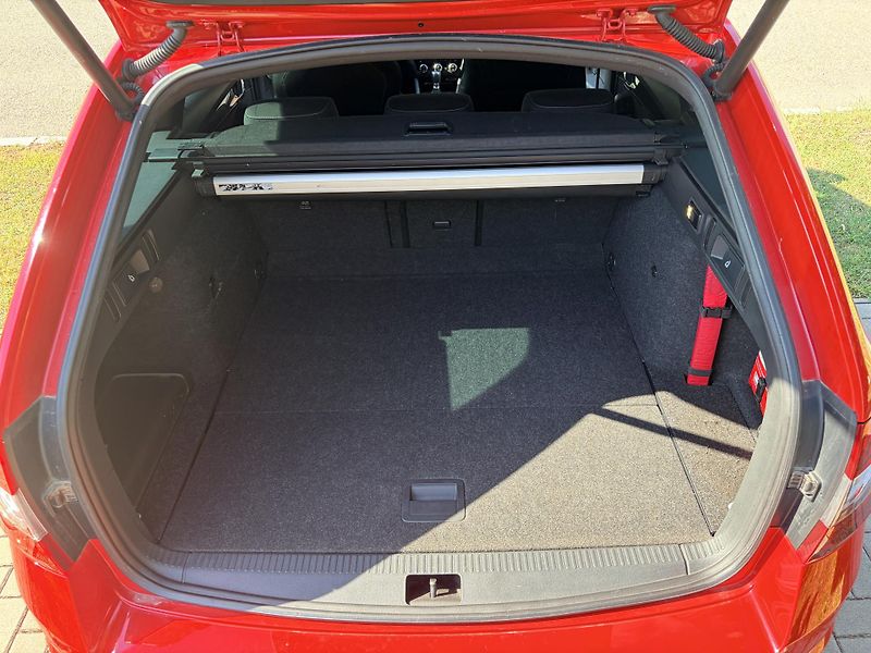 Škoda Octavia RS 2.0TDI DSG 4x4  - fotka 44 z 56