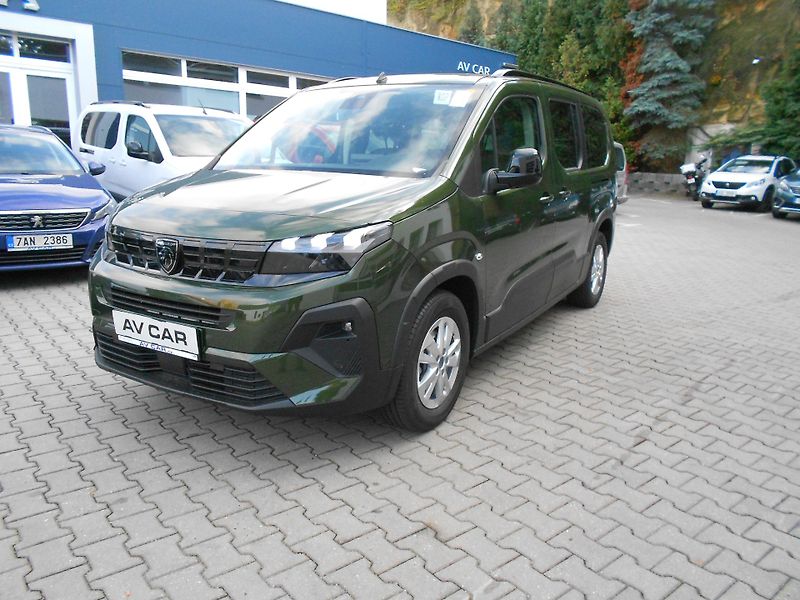 Peugeot Rifter LONG ALLURE BlueHDi 130 M6 - fotka 7 z 10