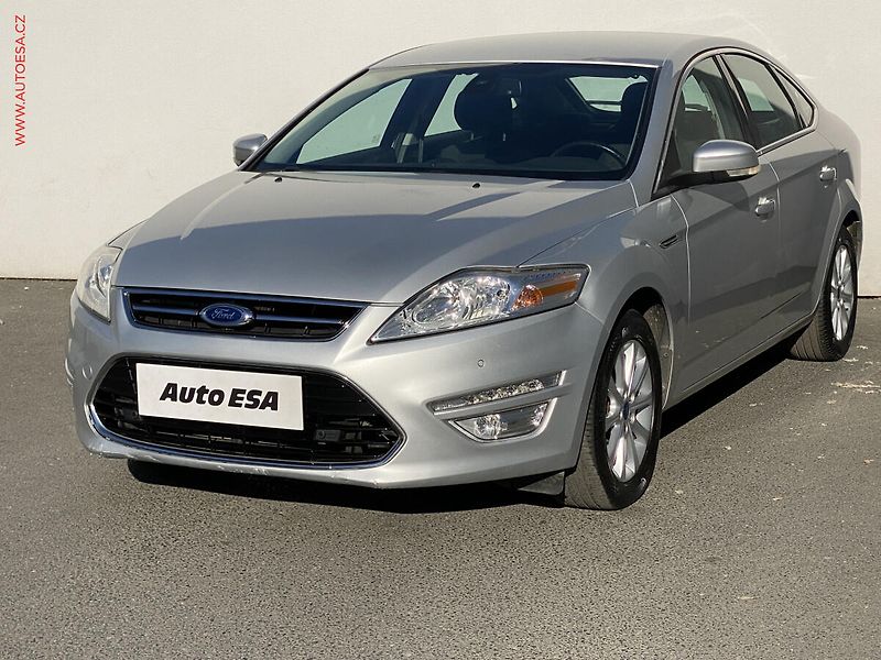 Ford Mondeo (2011) 2.0 TDCi, Titanium, navi - fotka 3 z 16