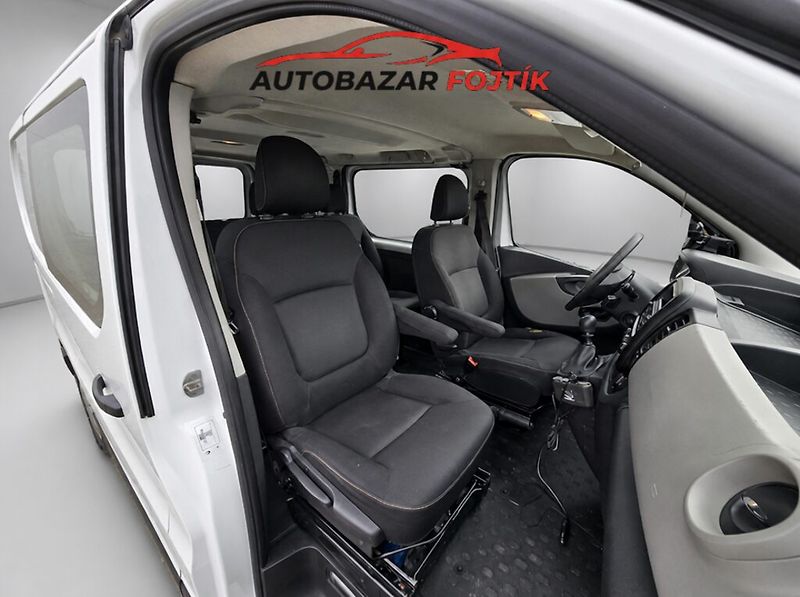 Renault Trafic (2017) 1.6 DCi 92KW 8.místné - fotka 20 z 23