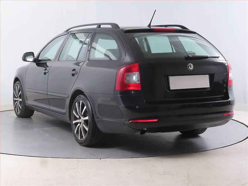 Škoda Octavia (2011) 1.6 TDI - fotka 4 z 12