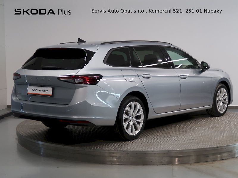 Škoda Superb (2024) 2.0TDI 110KW DSG CANTON LED MA - fotka 2 z 41