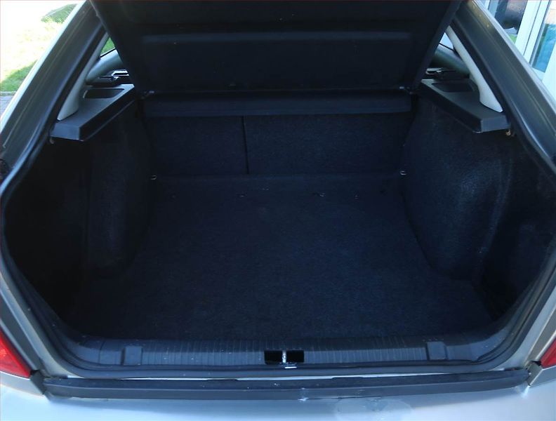Škoda Octavia (2008) 1.6, po STK, jezdí výborně - fotka 13 z 14