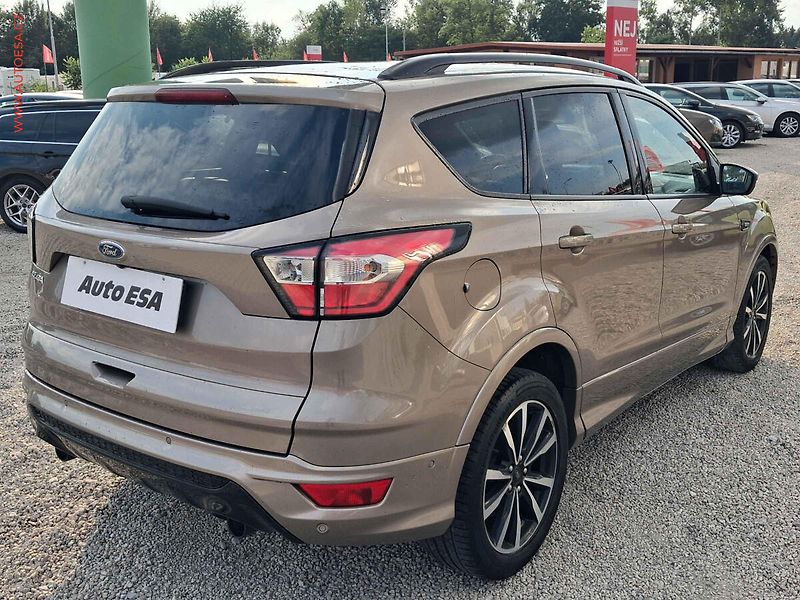 Ford Kuga (2019) 1.5i, Bixen, navi - fotka 4 z 23