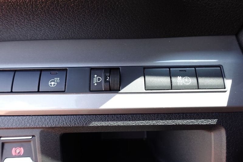 Toyota ProAce Verso 2.0 Diesel 144 6 MT 5D L2 Fami - fotka 19 z 33