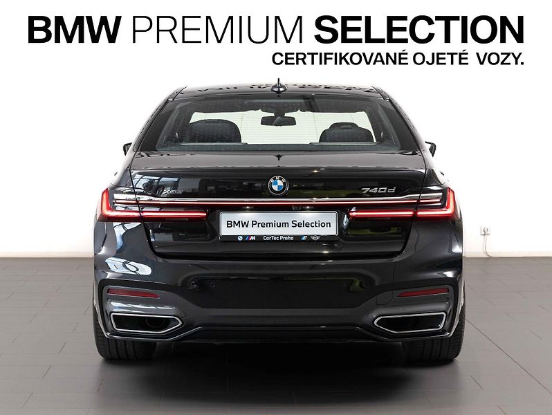 BMW Řada 7 740d xDrive - fotka 4 z 22