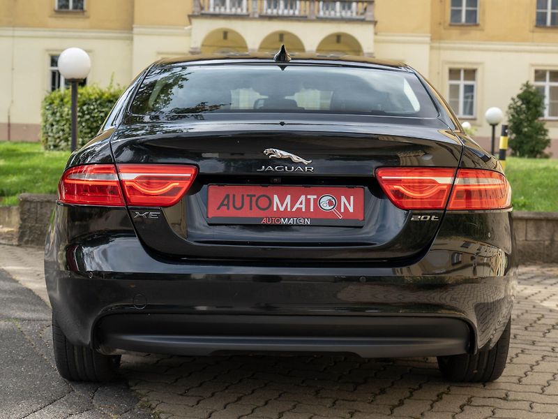 Jaguar XE 20t Prestige Meridian Kůže - fotka 7 z 35