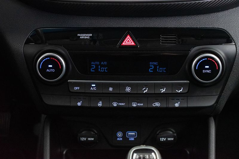 Hyundai Tucson 1.6T-GDI 130kW*KAMERA*TAŽNÉ*ČR - fotka 23 z 34