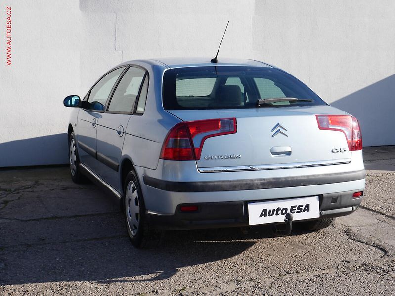 Citroën C5 (2007) 1.6 HDi, ČR, autoAC - fotka 4 z 19