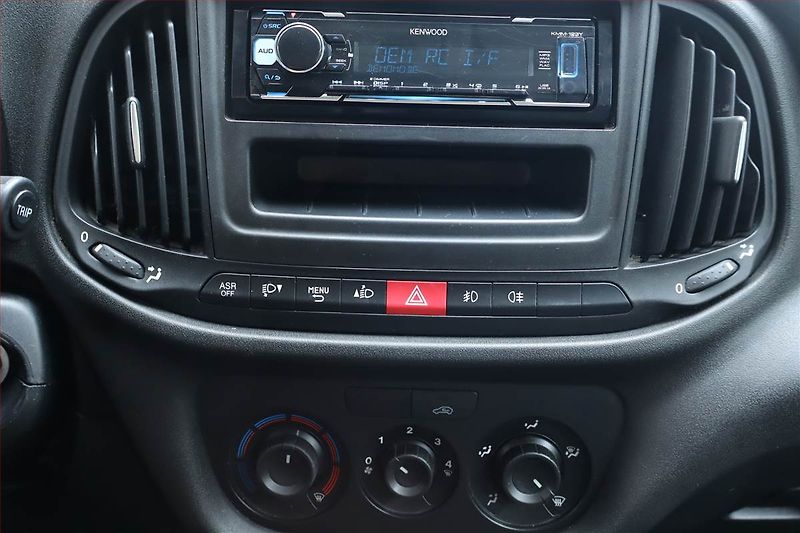 Fiat Dobló (2017) Maxi 1.6 MultiJet, SR - fotka 11 z 16