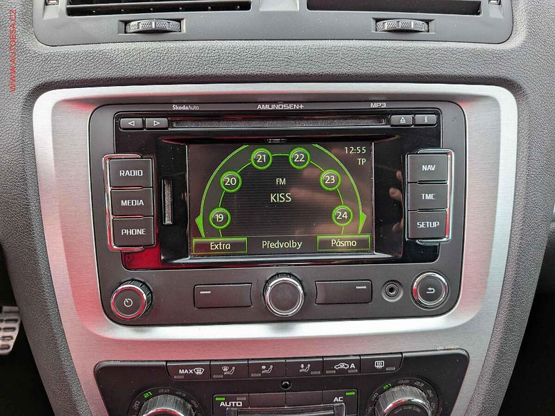 Škoda Octavia (2012) 2.0TDi 4x4, Scout, xenon - fotka 11 z 15
