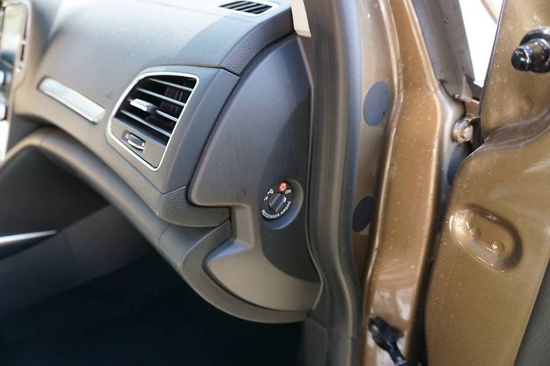 Renault Mégane (2017) 1,2  1,Majitel  nové v ČR - fotka 20 z 35