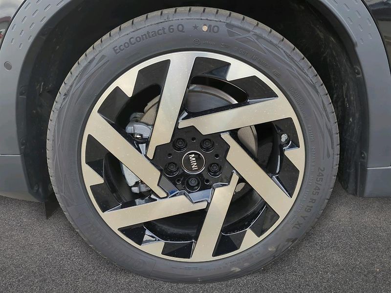 Mini Countryman SE ALL4 - fotka 15 z 18
