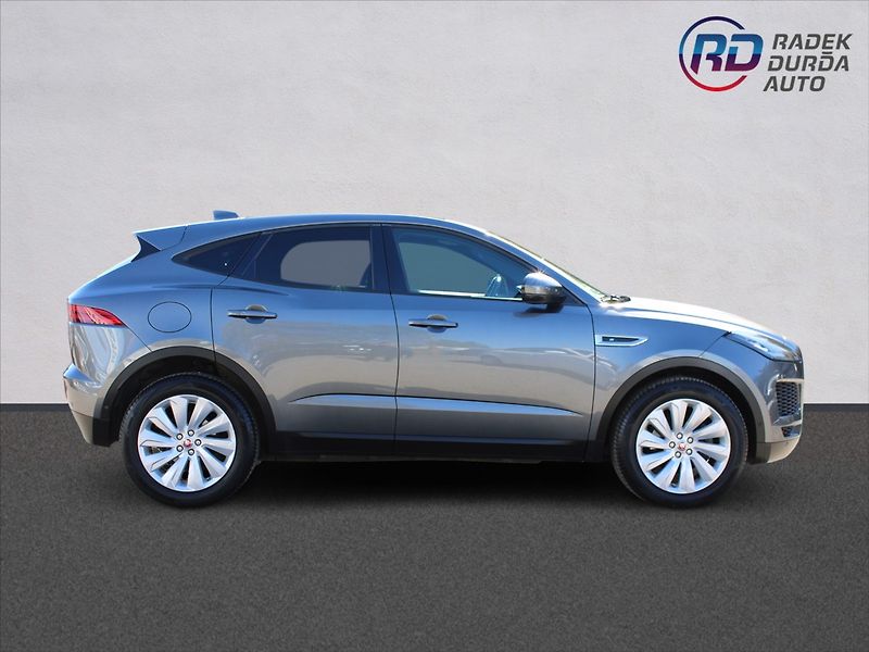 Jaguar E-Pace 2,0 D180  ČR,4x4,AUTOMAT,S - fotka 4 z 37