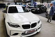 Z autosalonu v Lysé v pátek 1. listopadu 2024.