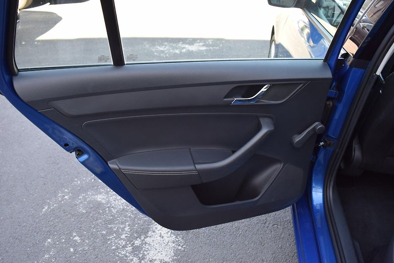 Škoda Rapid (2017) 1.2TSI 81kw AMBITION OPS AC - fotka 13 z 41
