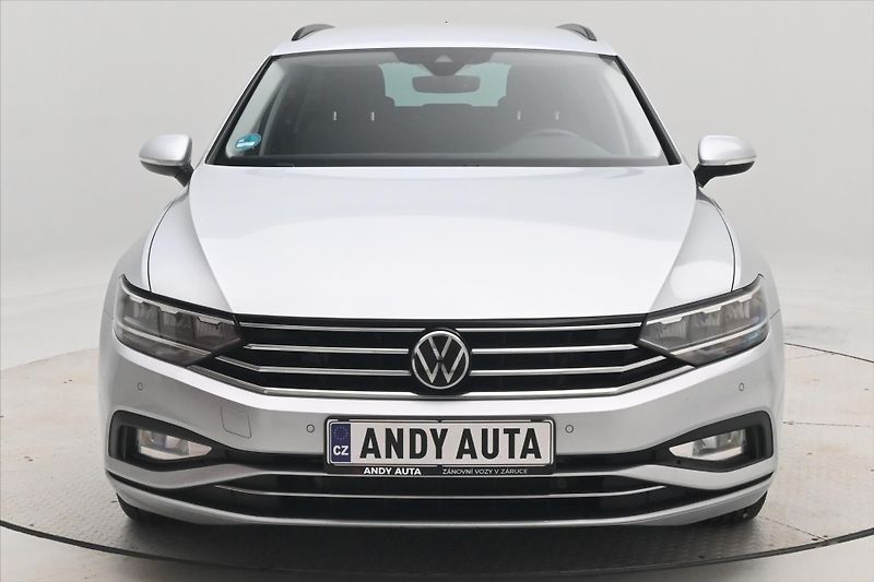 Volkswagen Passat 2,0 TDI 110 kW DSG Business Zá - fotka 2 z 32