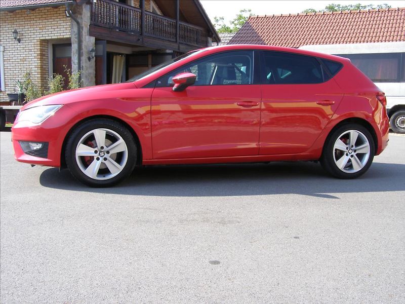 Seat Leon 1,4   FR MANUAL - fotka 2 z 31