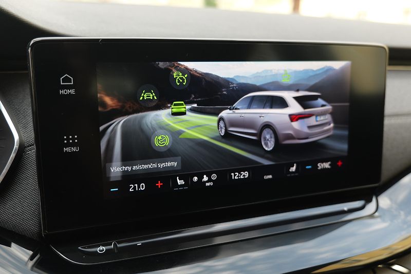 Škoda Octavia 1.5TSI Kam Ad.Temp. KESSY Taž - fotka 34 z 43
