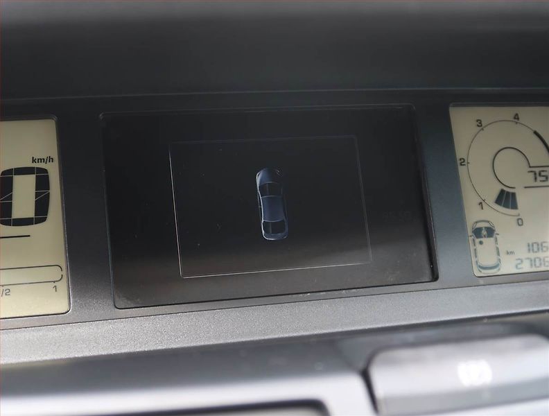 Citroën C4 Picasso (2013) 1.6 HDi, 7 míst, po STK, Tažné - fotka 14 z 17
