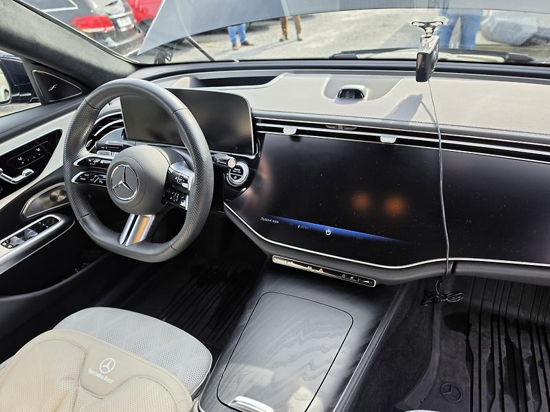 Mercedes-Benz Třídy E 450CDI AMG Burmaster 4D Full - fotka 18 z 25