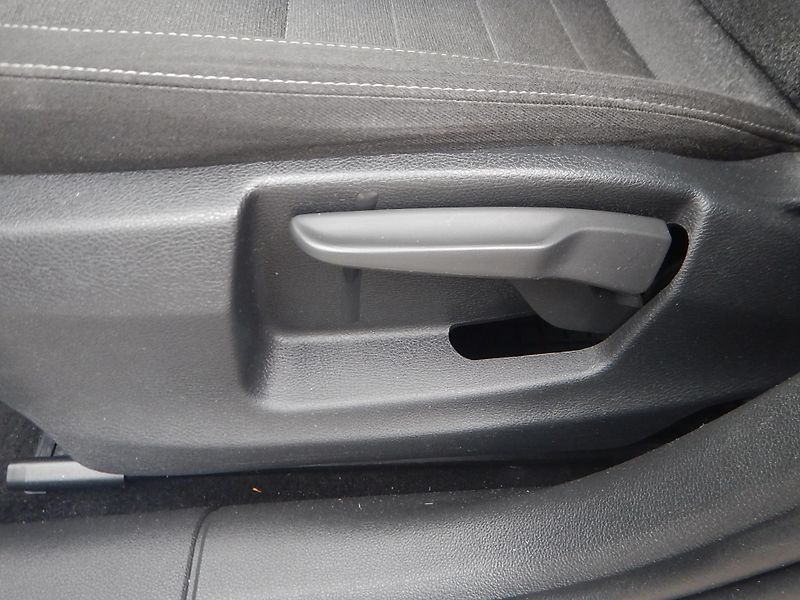 Škoda Octavia 2.0 TDI, DSG - fotka 17 z 28