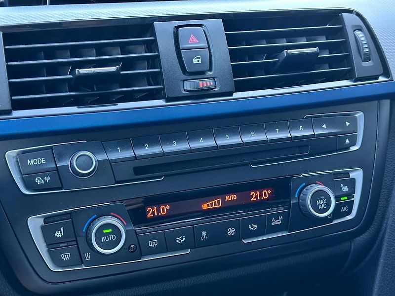 BMW Řada 3 335i, 91 000 Km ! - fotka 12 z 14