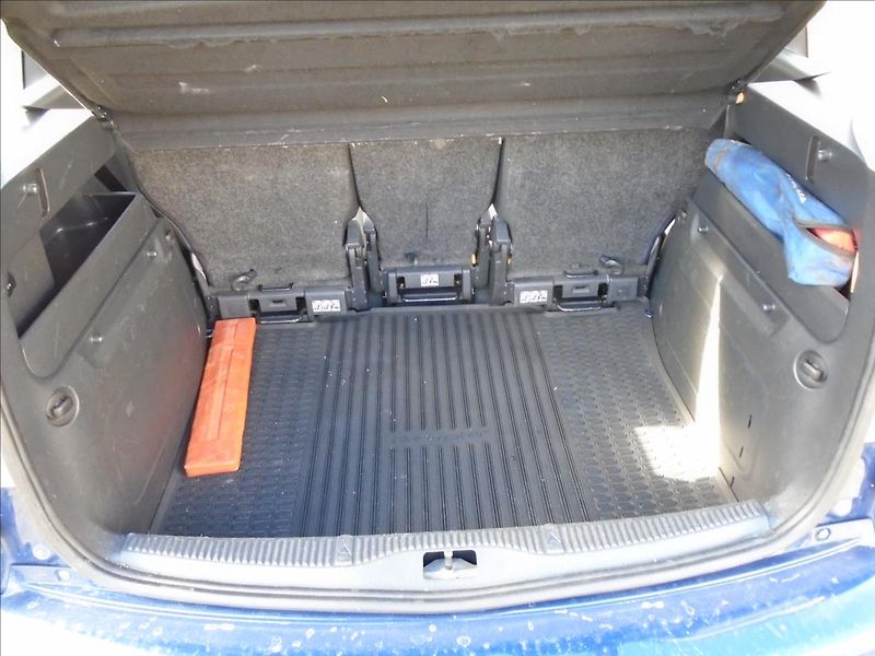 Škoda Roomster 1,4 - fotka 15 z 25