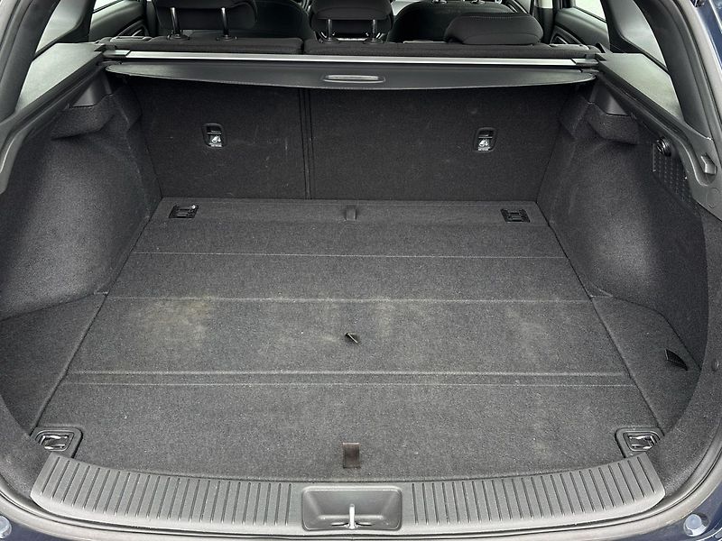 Hyundai i30 Smart DCT - fotka 10 z 26