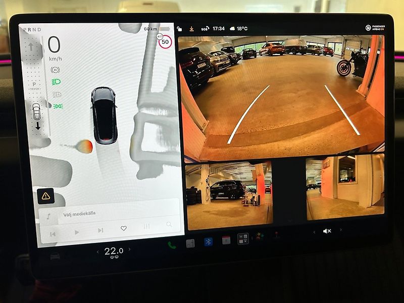Tesla Model 3 Long Range AWD Highland - fotka 18 z 24