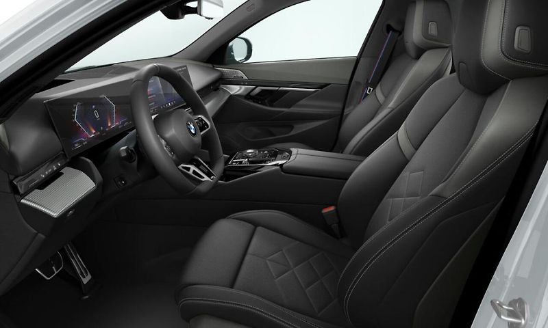 BMW Řada 5 540d xDrive Touring - fotka 4 z 8