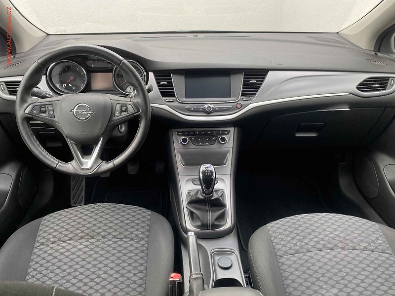 Opel Astra (2017) 1.4 T, Edition, TZ - fotka 8 z 17