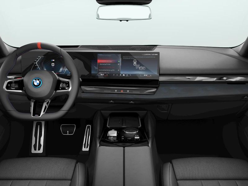 BMW i5 M60 xDrive Sedan - fotka 9 z 12