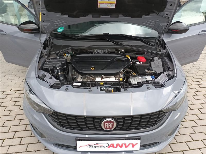 Fiat Tipo 1,6 MJT,KLIMA,NAVI,VÝHŘEV - fotka 27 z 45