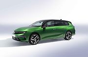 Opel Astra má více motorizací než konkurenti.